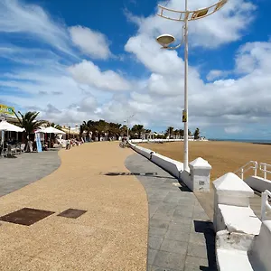 Jarenal Close To The Guacimeta By Pvl Apartamento Playa Honda (Lanzarote)